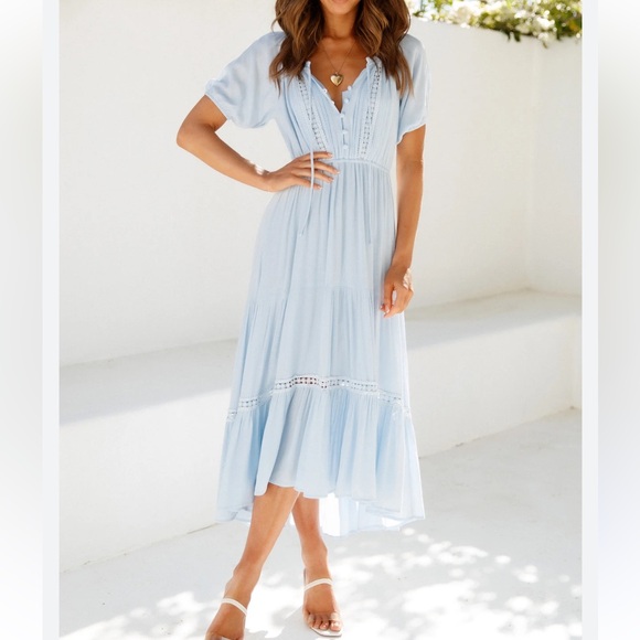 Hello Molly Dresses & Skirts - Hello Molly womans in the clouds Powder Blue V-Neck Tiered Midi Dress L